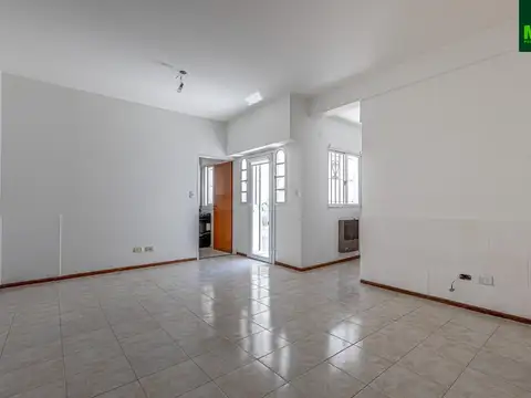 Depto Tipo Casa en Alquiler en Nuñez, $ 820.000