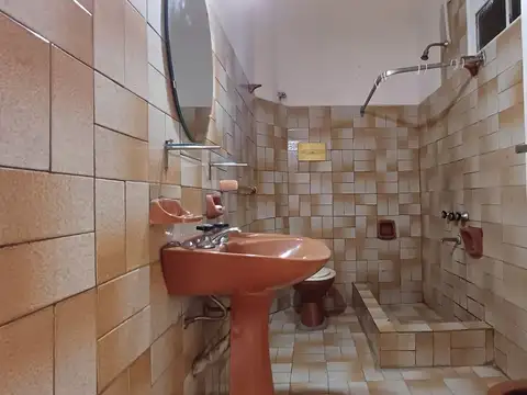 Oficina en Venta 96 años