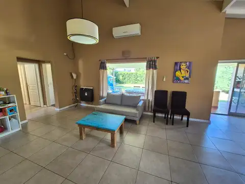Casa 3 ambientes con 3 baños