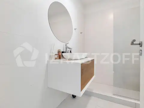 Casa en venta en Estancias del Pilar La Argentina con vista a la laguna