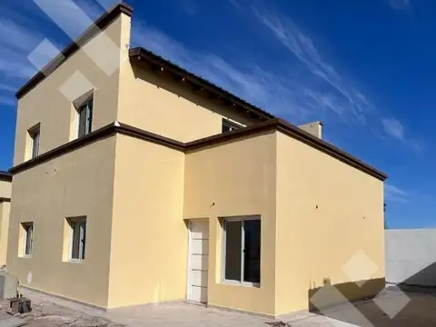 Venta de dúplex 3 dormitorios en complejo cerrado - Zona aeropuerto, Neuquén Capital