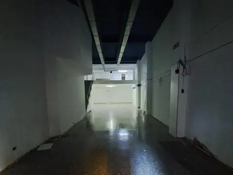Av Rivadavia al 2500