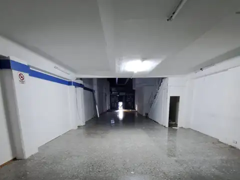 Local en Venta 70 años