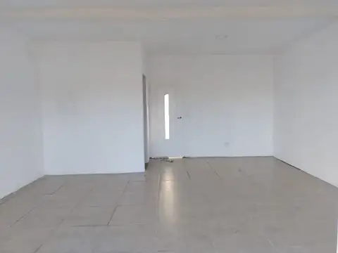 Venta de Galpon y local en bloque en Barrio Libertad