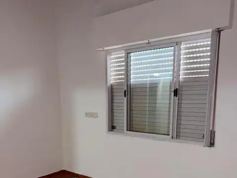 Departamento en Alquiler en Ramos Mejia, $ 450.000