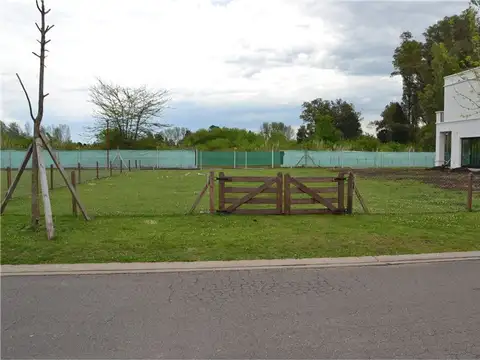 VENTA LOTE EN BARRIO PRIVADO WESTON - OPORTUNIDAD