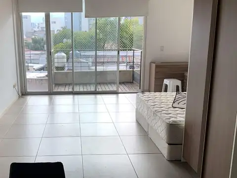 Behring 2500, Piso 3