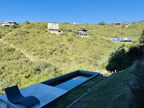 Casa en La Deseada - Av Ejercito Argentino