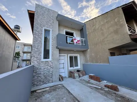 Casa en Venta en Mar Del Tuyu, USD 49.000