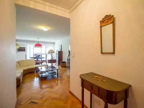 Departamento en Venta de 6 ambientes