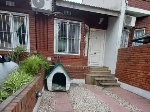 Casa Dúplex en Venta - 3 Ambientes con jardín y garage en Tigre Centro Residencial