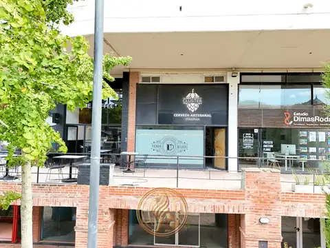 Local en Venta 40 años