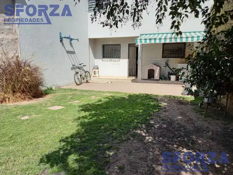 Depto Tipo Casa en Venta 25 años