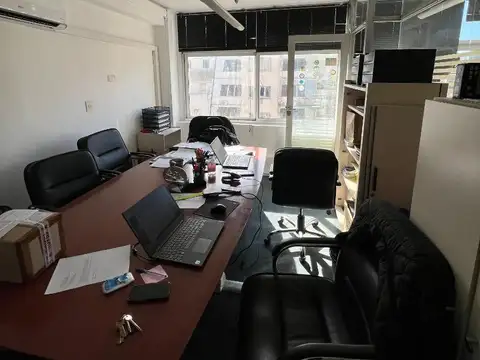 Av. Corrientes 500, Piso 12