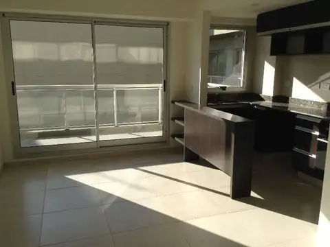 DOS AMBIENTES CON BALCÓN CORRIDO, EDIFICIO CON,  AMENITIS S.U.M. PISCINA, HIDROMASAJE Y SAUNA