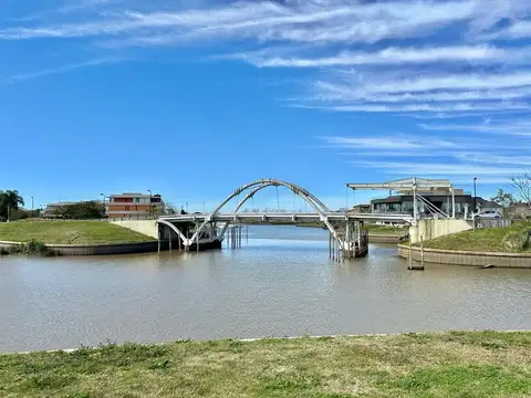 El Yacht 100