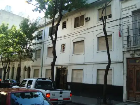 Muy Buen departamento de 3 Ambientes.