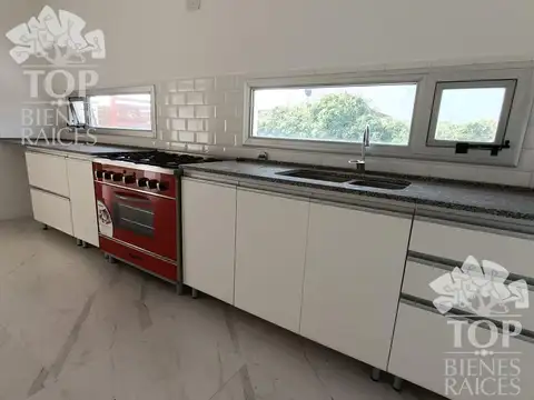 Casa en venta en Puerto del Cantón