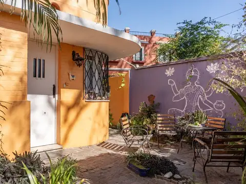 Casa en Venta con 1 cochera