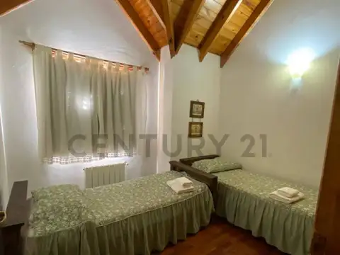 VENTA CASA SAN MARTIN DE LOS ANDES. CASCO CENTRICO