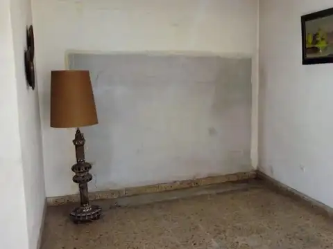 Depto Tipo Casa en Venta 60 años