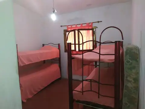 CASA 2 DORMITORIOS EN CAPILLA VIEJA LOS REARTES