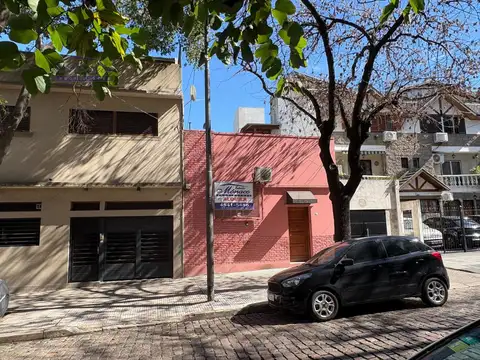 Plaza 2400