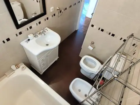 Departamento 4 ambientes con 2 baños