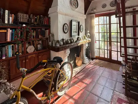 Casa 4 ambientes con 1 baño