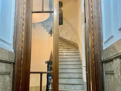Depto Tipo Casa en Venta de 8 ambientes