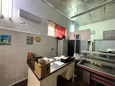 Local en Venta 56 años