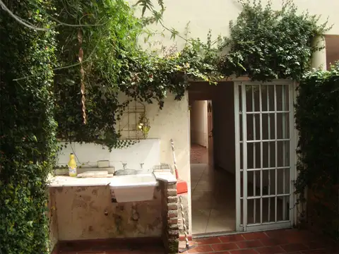 Depto Tipo Casa en Alquiler de 1 dormitorio