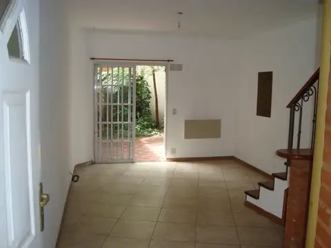 PH 2 ambientes con Patio, sin Expensas