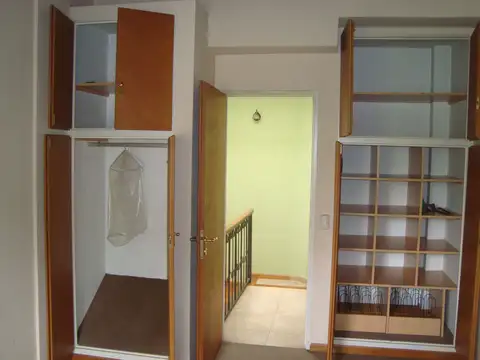 Depto Tipo Casa 2 ambientes con 1 baño
