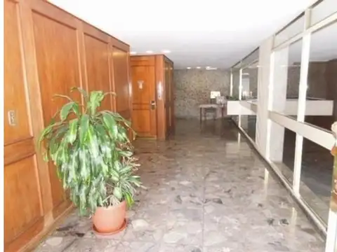 Avenida Luis María Campos 1100