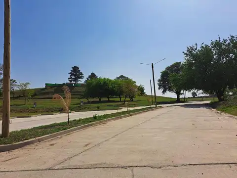 Terreno en Venta 32  mts Fondo