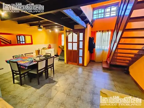 Depto Tipo Casa en Venta 40 años