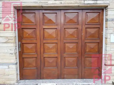 Gobernador Felipe Llavallol 400