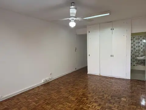 Venta Oficina a Mts de Av Corrientes y Obelisco