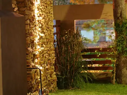 Hermosas Casas de 3 y 4 amb. * Martin Pescador 1100 * Pinamar *