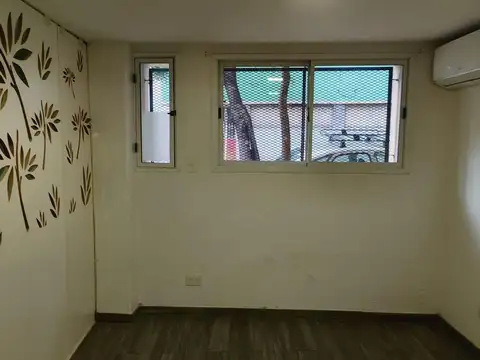 Depto Tipo Casa en Alquiler de 3 ambientes