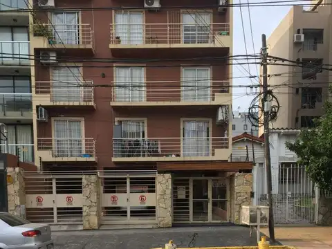 DEPARTAMENTO 2 AMBIENTES CON BALCON.-