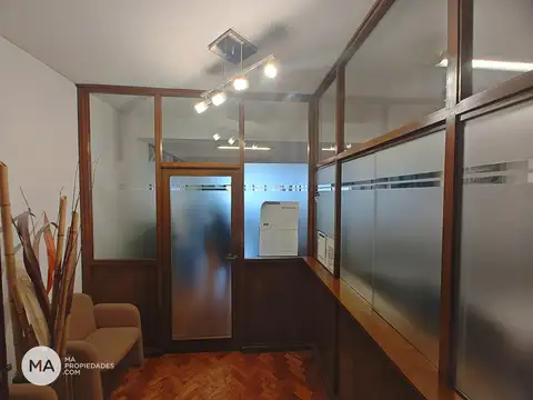 Oficina en Alquiler 20 años