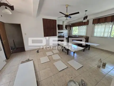 Cosquín 2000, Piso 1