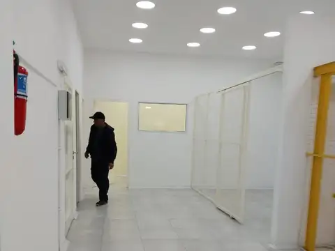 Nave Industrial en J. Ingenieros