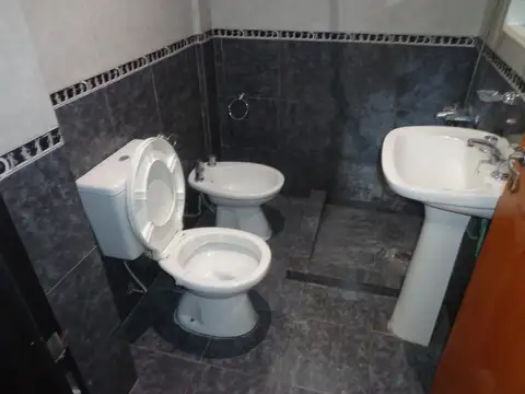 Av. Arijon 1200, Piso 02