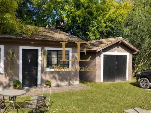 Casa 5 ambientes con 2 baños