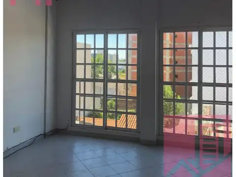 Manuel A. Fresco 100, Piso 3