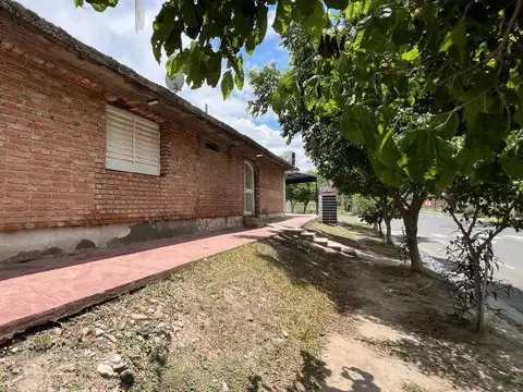 Casa 4 ambientes con 1 baño