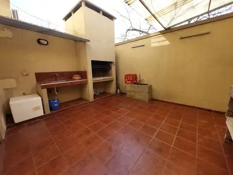Depto Tipo Casa en Venta de 4 ambientes